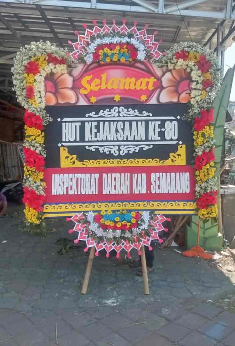 Bunga Papan Selamat Premium Spektakuler - Rangkaian Super Rimbun - Dorus Florist
