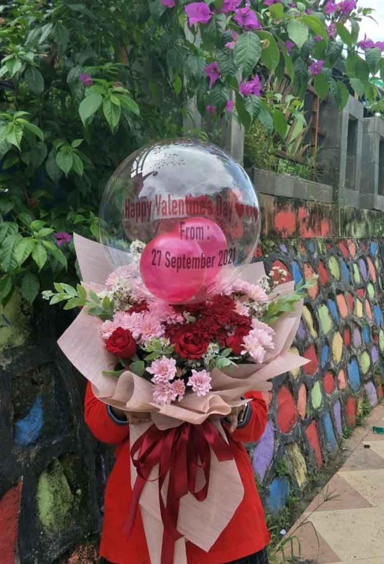 Bunga Meja Semarang Murah Buket Balon Romantis (The Romantic Bubble Bouquet)