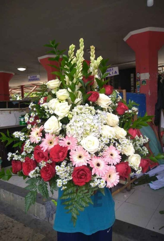 Bunga Meja Murah Rangkaian Bunga Meja Kemegahan (The Grandeur Table Arrangement)