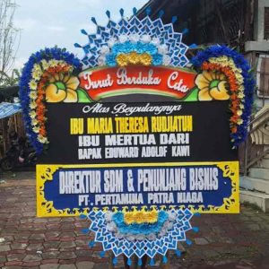 Bunga Papan Duka Cita Elegan - Nuansa Oranye & Frame Dekoratif - Dorus Florist