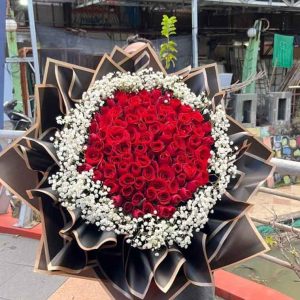 Bunga Tangan Hand Bucket Buket Cinta Agung (The Grandeur Love Bouquet)