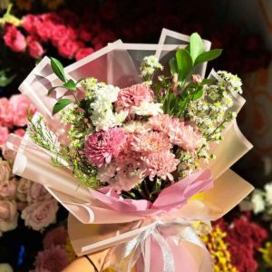 Bunga Tangan Hand Bucket Buket Taman Merona (The Garden Blush Bouquet)