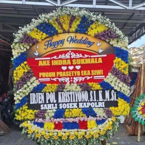 Bunga Papan Happy Wedding JUMBO Oval - Full Border Super Masif - Dorus Florist