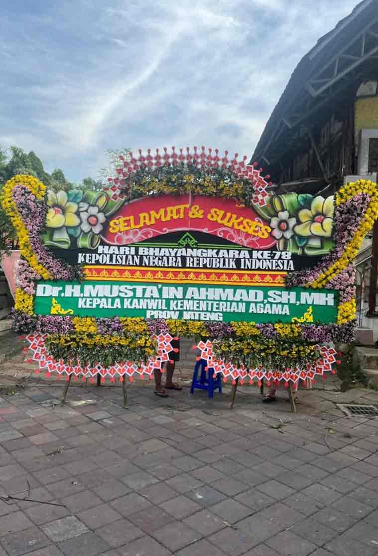 Bunga Papan Selamat ULTIMATE JUMBO - Full Border Super Masif (Triple Size) - Dorus Florist