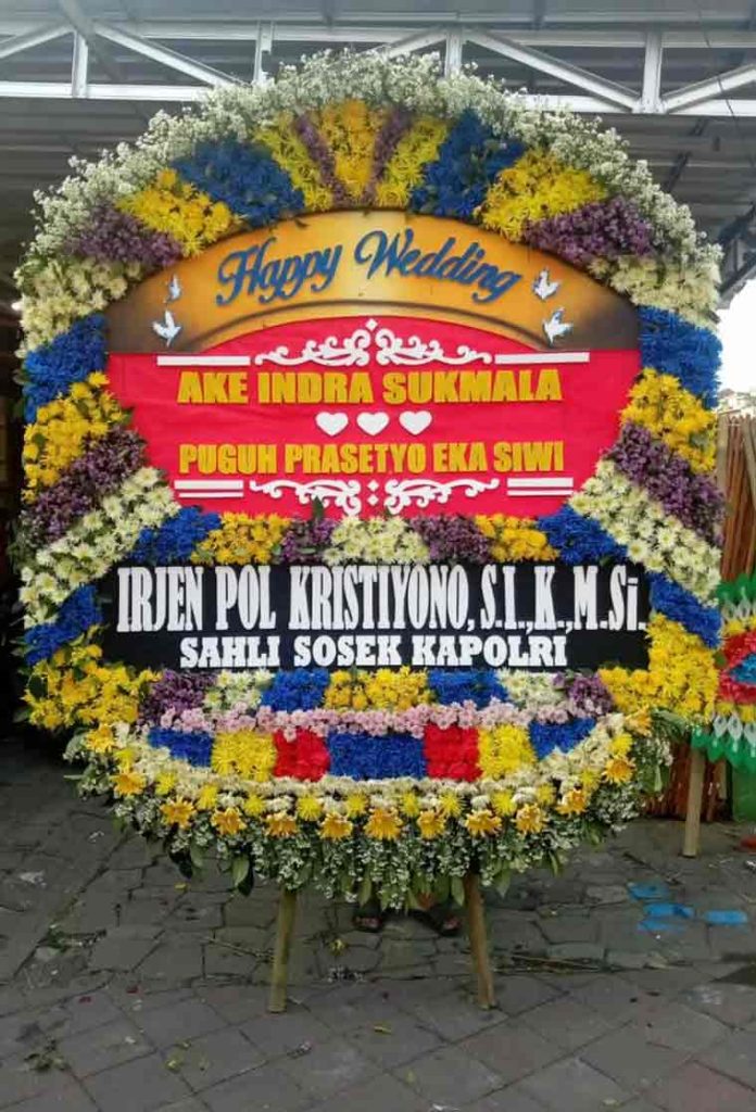 Bunga Papan Happy Wedding JUMBO Oval - Full Border Super Masif - Dorus Florist