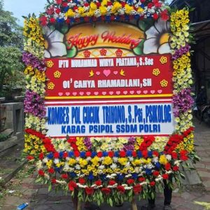 Bunga Papan Happy Wedding JUMBO - Bingkai Penuh (Full Border) Super Masif - Dorus Florist