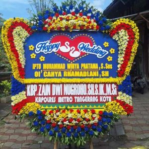 Bunga Papan Happy Wedding JUMBO - Bentuk Custom & Bingkai Penuh (Full Border) - Dorus Florist