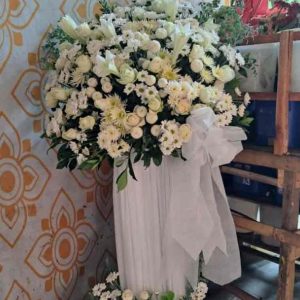 Standing Flower Kemurnian Agung (The Grand Purity Standing Flower)